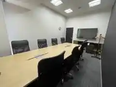 BIZcomfort静岡 8名用会議室
