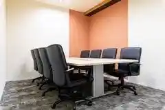 BIZcomfort京都四条烏丸 8名用会議室