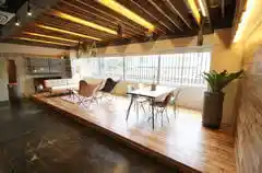 ENTREPOTアントルポ