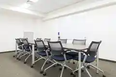 BIZcomfort大阪ベイタワー 10名用貸し会議室