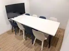 宮崎ナナイロ東館8階 8人部屋