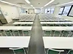 スタンダード会議室仙台一番町店 5階ホール1/2分割利用