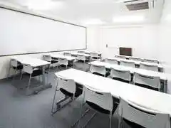 ROOMs水道橋店　第4会議室　JR水道橋駅 徒歩2分