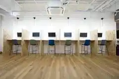 CO-WORKINGSPACE EXPRESSIONカウンター2