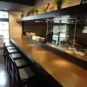 旬鮮市場 南部どり 内幸町店 カウンター席