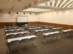名古屋会議室 栄ガスビル店 栄ガスホール半面B（基本形）
