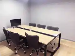 いいオフィス南越谷会議室 M-3