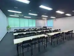 いいオフィス上尾 70名大会議室