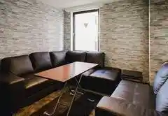 難波日興ビル6階 会議室B