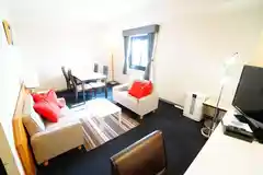 豊橋駅前プライベートスペース825