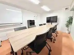 WorkWork Coworking＆Lab 遊戯室＆会議室