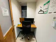 いいオフィス御徒町 ブース10