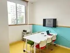 みんなの貸会議室　那覇壺川店