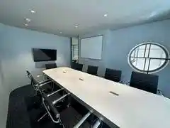 いいオフィスセンター南 by Farrow Group