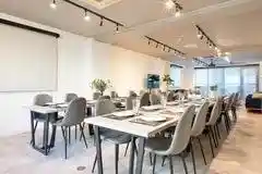 Aivicスペース神田