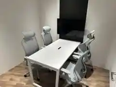 【大名天神】モニター付き完全個室！4名利用可能なミーティングルームC