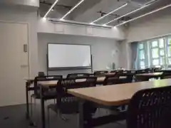 【レンタルスペースペチャクチャ】会議室Room３ーセミナールーム