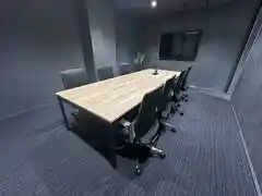 いいオフィス芝浦：モニター付き8名用『会議室A』