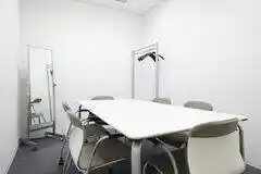 ブリーゼプラザ　ホール＆カンファレンス　701号室（小ホール控室）