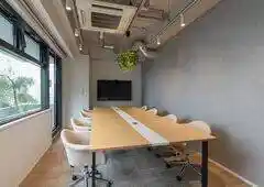 Sprout Muse 会議室E