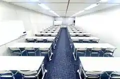 スタンダード会議室　大阪梅田店　A会議室