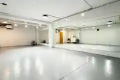 京都レンタルスタジオStar丸太町店