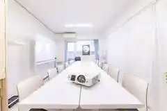 いるか会議室　栄４丁目店（中日ビルから徒歩３分）