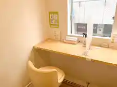 FEEEP上野店｜カウンター席｜1(C)