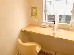 FEEEP上野店｜カウンター席｜3(C)