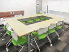 新横浜ホール  第4会議室 