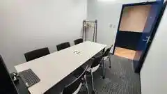 ロイヤルスタジオ (小会議室 / Room4)