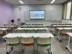 みんなの貸会議室　那覇東町店
