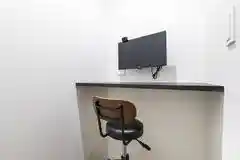 BIZcomfort大阪東梅田 1名用個室