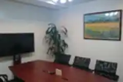 梅田レンタルオフィス 会議室B