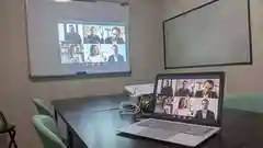 勉強カフェ博多プレースのミーティングルーム（B会議室）