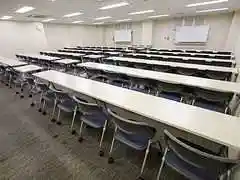 名古屋会議室 名駅モリシタ名古屋駅東口店 第2会議室〜80名