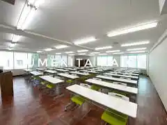 三栄ビル３階　第１会議室