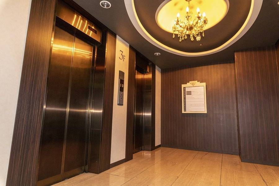 BIZcomfort静岡 6名用会議室-3