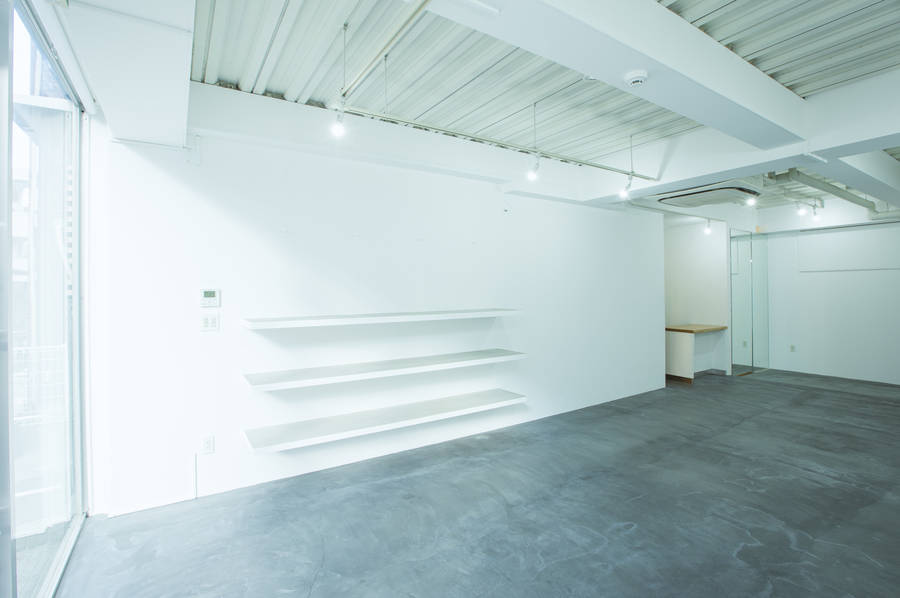 【レンタルスペース】【スペイシー】貸会議室 薬院大通駅 30名の画像