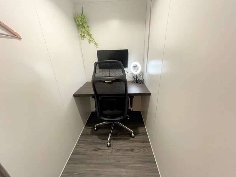 完全個室ワークスペース武蔵小杉（南口店）5番部屋-4