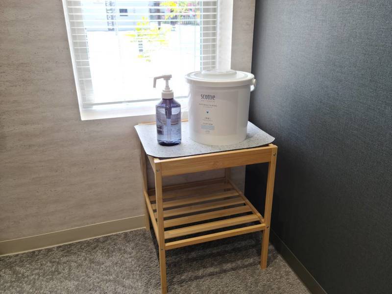 BIZcomfort大宮西口 6名用会議室-4