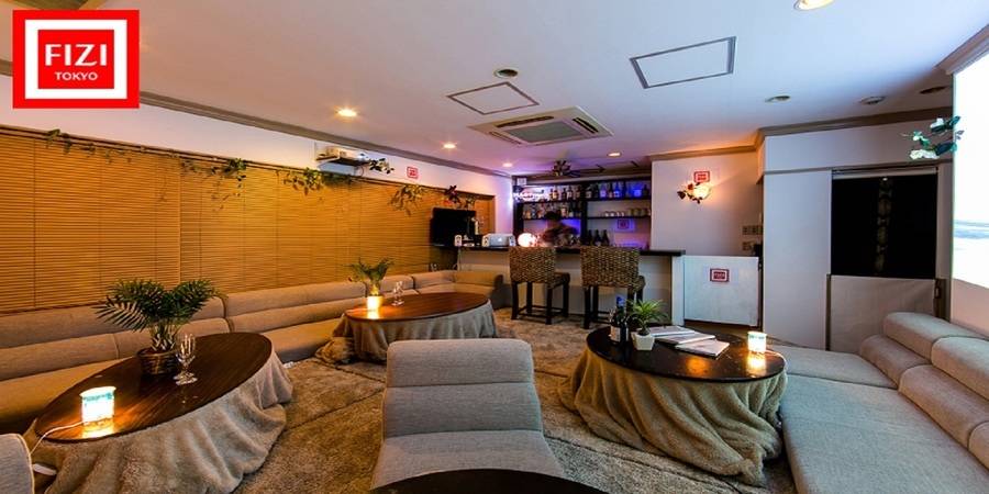 新宿駅すぐの隠れ家的リゾートCafe&Barを格安で貸切！ 靴をぬいでリラックスした雰囲気でパーティできます　【平日[月～木]　夜18:00～23:00】