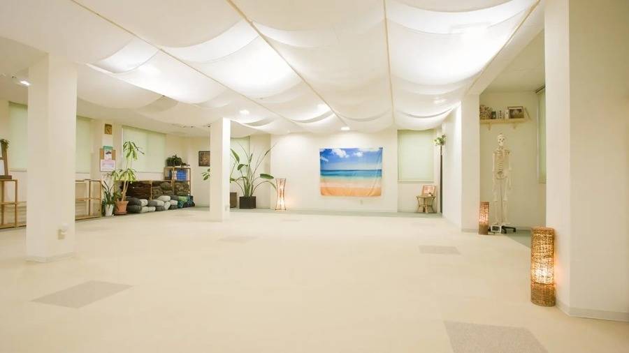 【レンタルスペース】【スペイシー】貸会議室 三日市駅 25名の画像