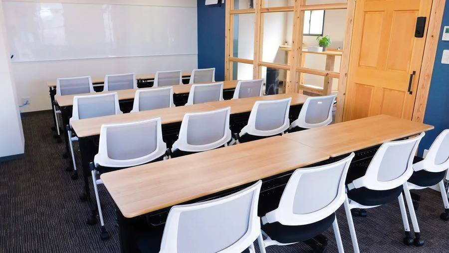 co-working salon四季のいろRoom2-1