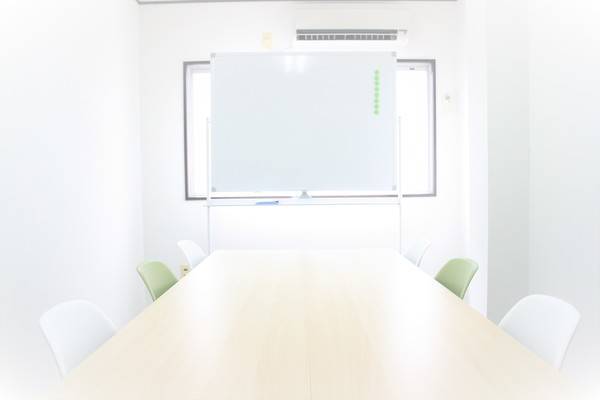 お気軽会議室心斎橋coco　地域最安値-1