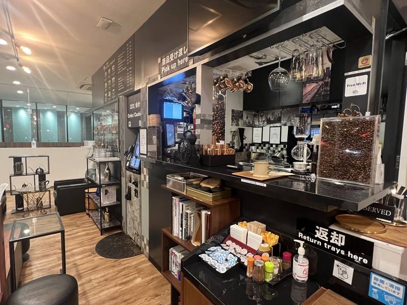 LEON'S COFFEE-7