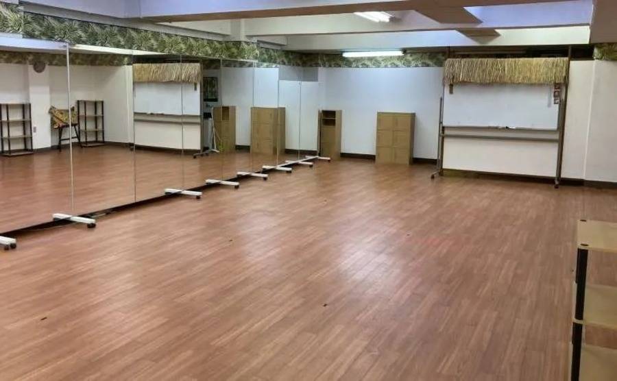 【レンタルスペース】【スペイシー】貸会議室 柴崎体育館駅 10名の画像