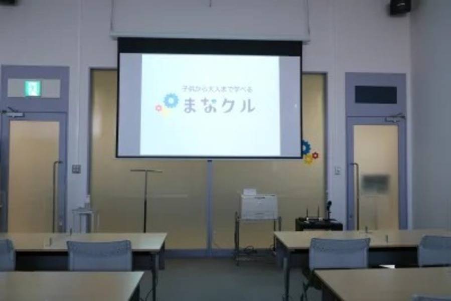 まなクル浜松 大研修室-6