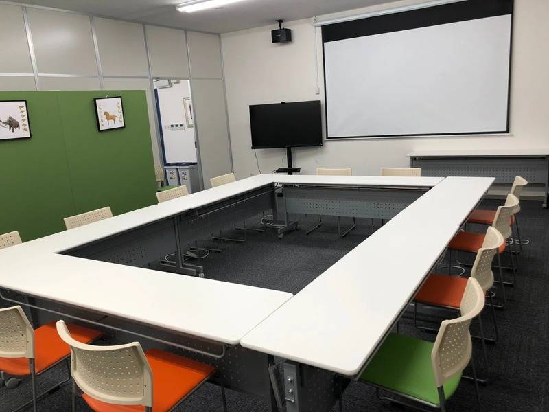 【レンタルスペース】【スペイシー】貸会議室 白石駅 18名の画像