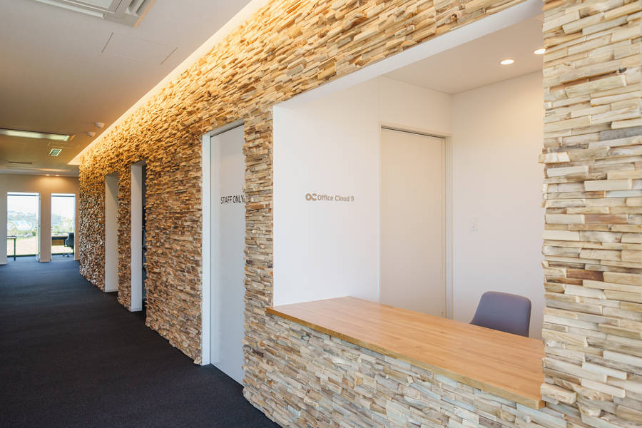 Office Cloud 9 会議室半面利用-4